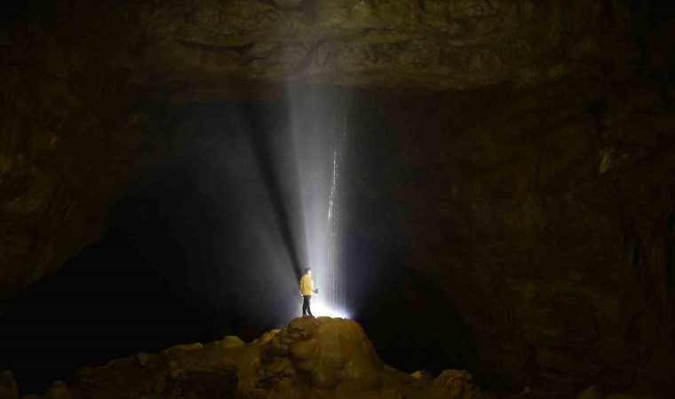 Gümüşhane’nin derinliklerinde gizemli yolculuk: Akçakale Mağarası