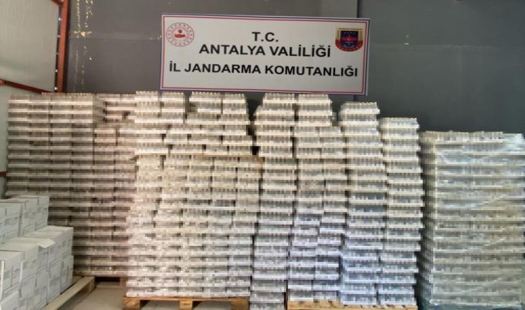 Antalya’da yılbaşı öncesi 2 bin 523 litre kaçak içki ele geçirildi