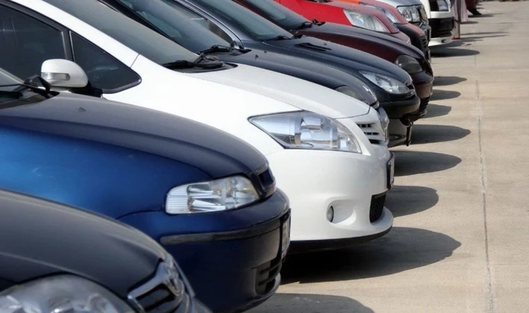 İkinci el otomobil piyasasında fiyatlar son 1 yılda yüzde 30 düştü