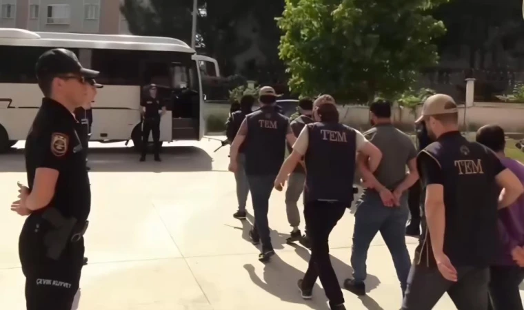 Manisa merkezli 6 ilde DEAŞ'a operasyon: 8 şüpheli tutuklandı
