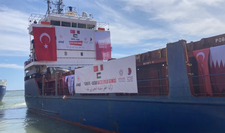 Türkiye-Katar Gazze İyilik Gemisi' Mersin'den uğurlandı