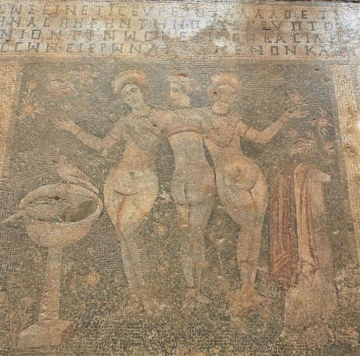 Üç Güzeller Mozaiği