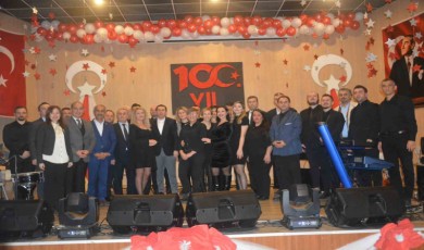 Öğretmenlerden Cumhuriyet’in 100’üncü yılına özel konser